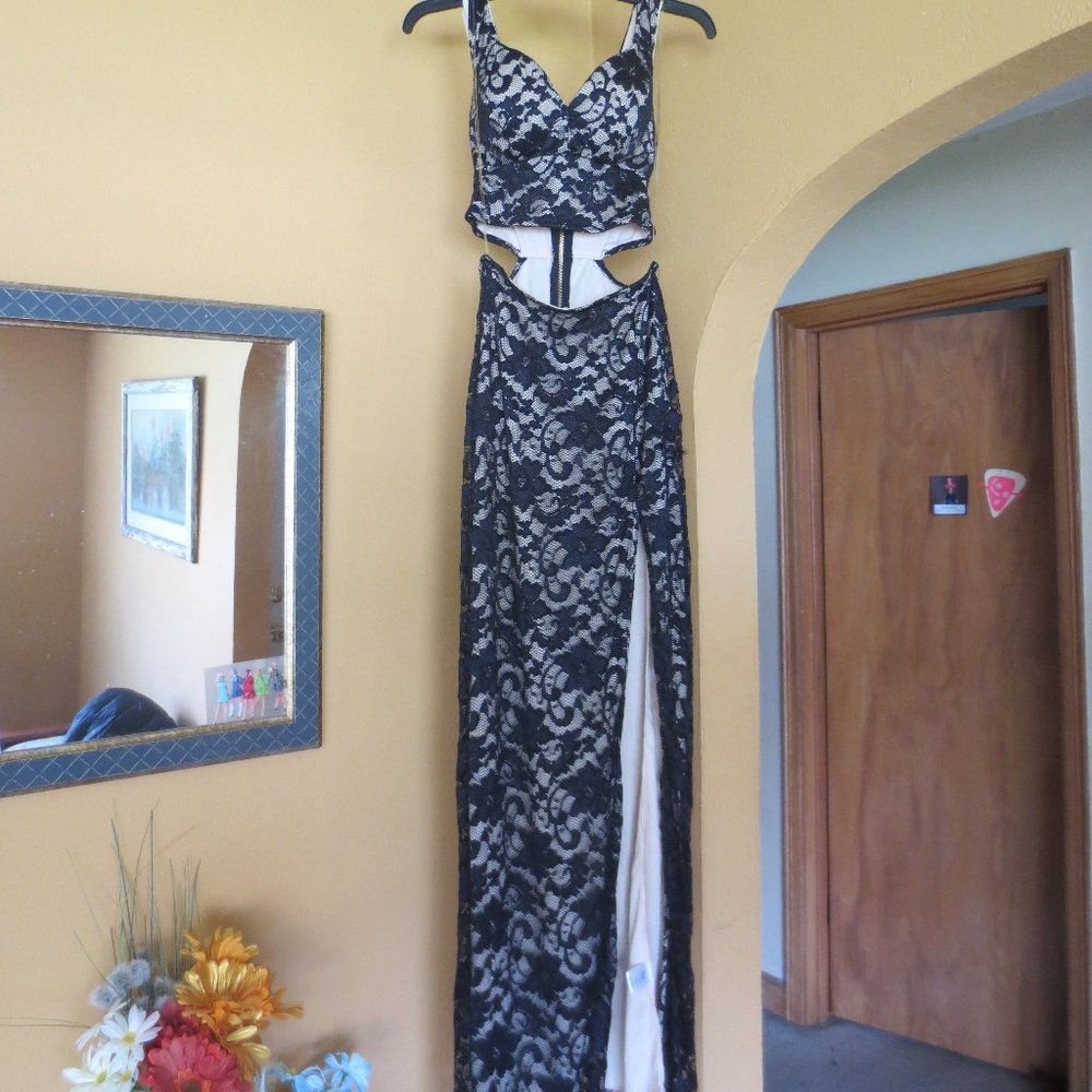 Small Formal Dress with Slit (nude and black lace)